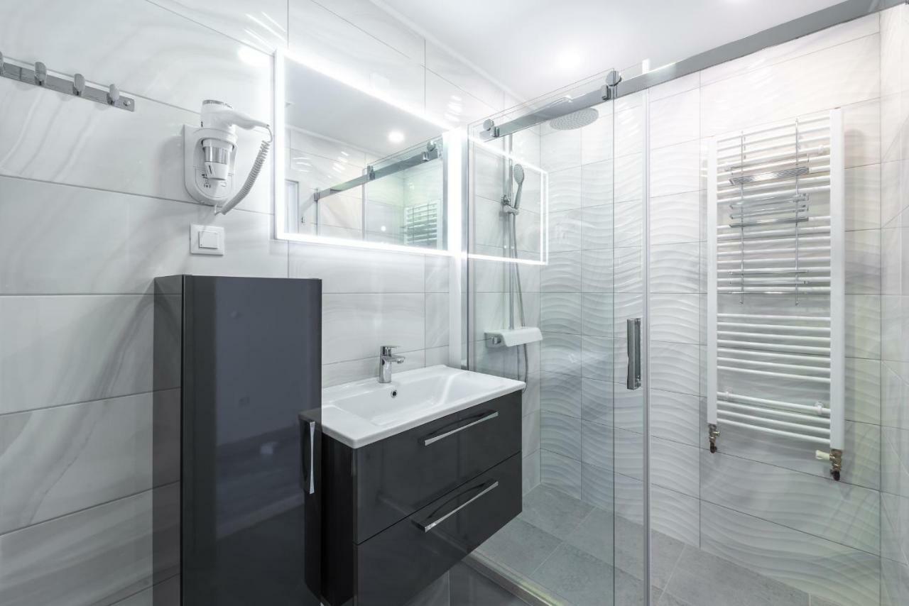Apartment Bobara Mlini Bagian luar foto